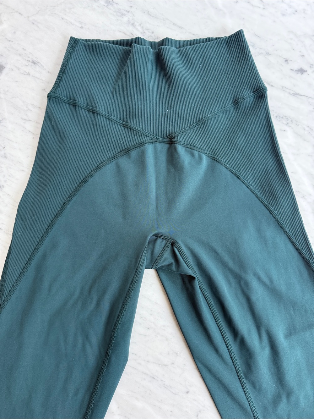 OFFLINE By Aerie Hi-Rise Ribbed Legging Sz M Forest Green
